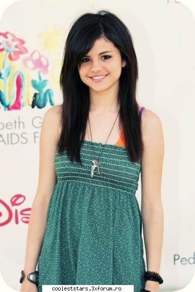 :nebun: selena gomez